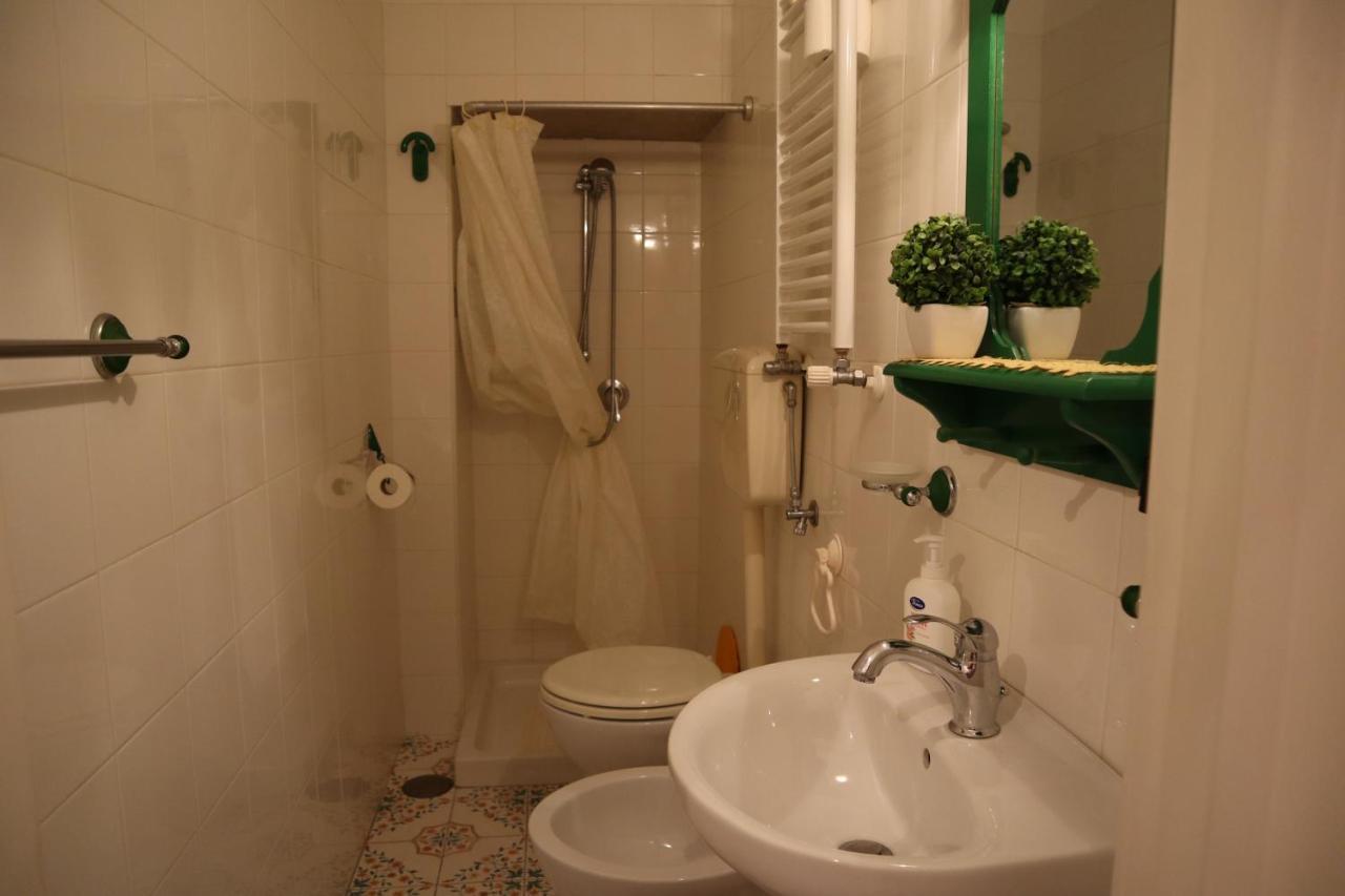 Storia Di Sofia Apartamento Nápoles Exterior foto