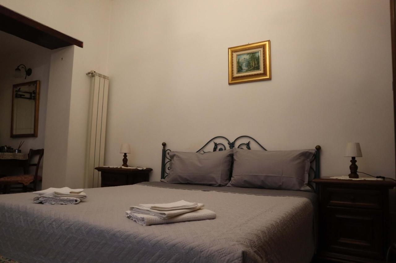 Storia Di Sofia Apartamento Nápoles Exterior foto